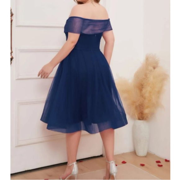 Luxe plus size off shoulder party holiday formal evening dress - Picture 3 of 6